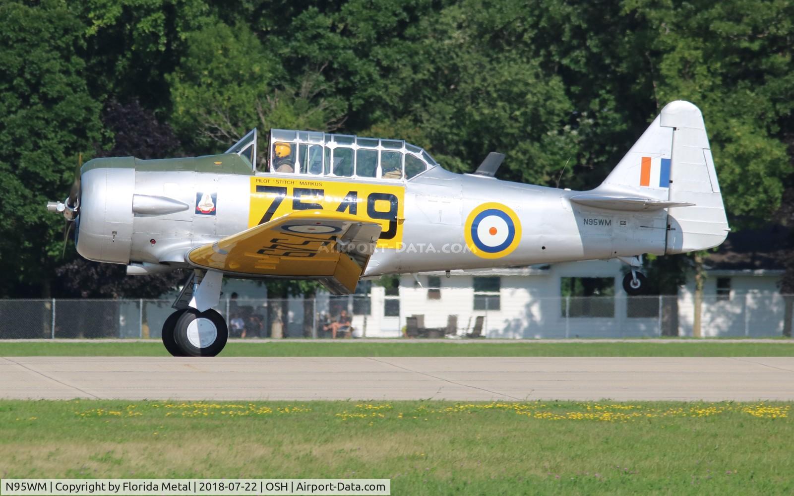 N95WM, 1943 North American AT-6D Texan C/N 8815597, AT-6D