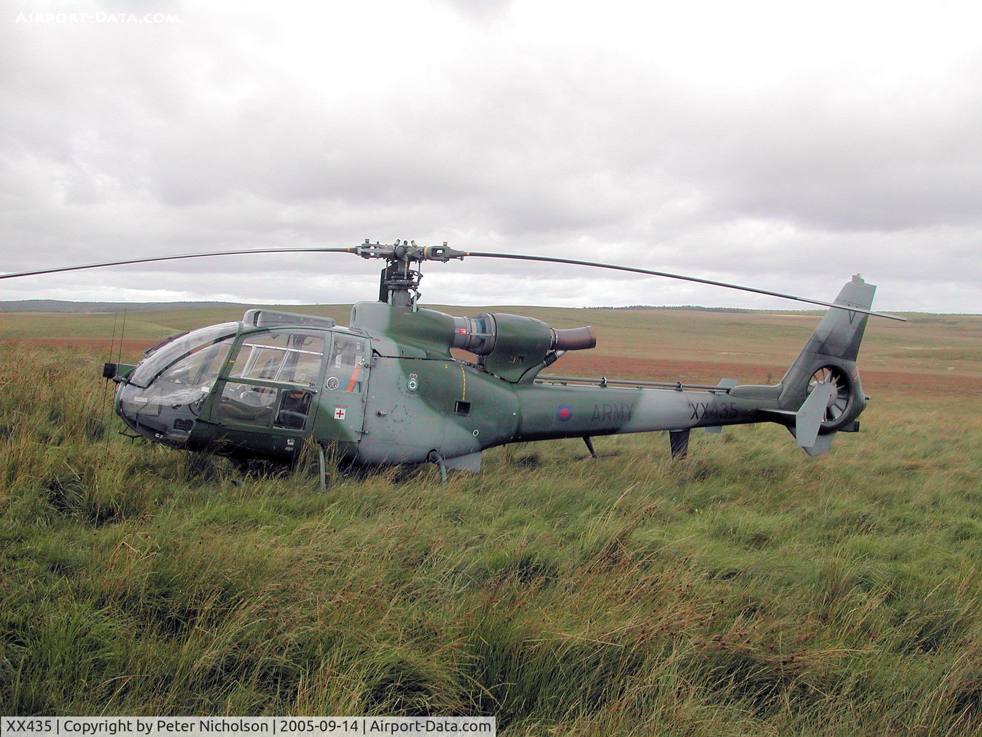 XX435, 1975 Westland SA-341B Gazelle AH1 C/N 1401, Gazelle AH.1, Callsign Army Air 719 of 658 Squadron seen in action during Exercise Wycombe Warrior in September 2005
