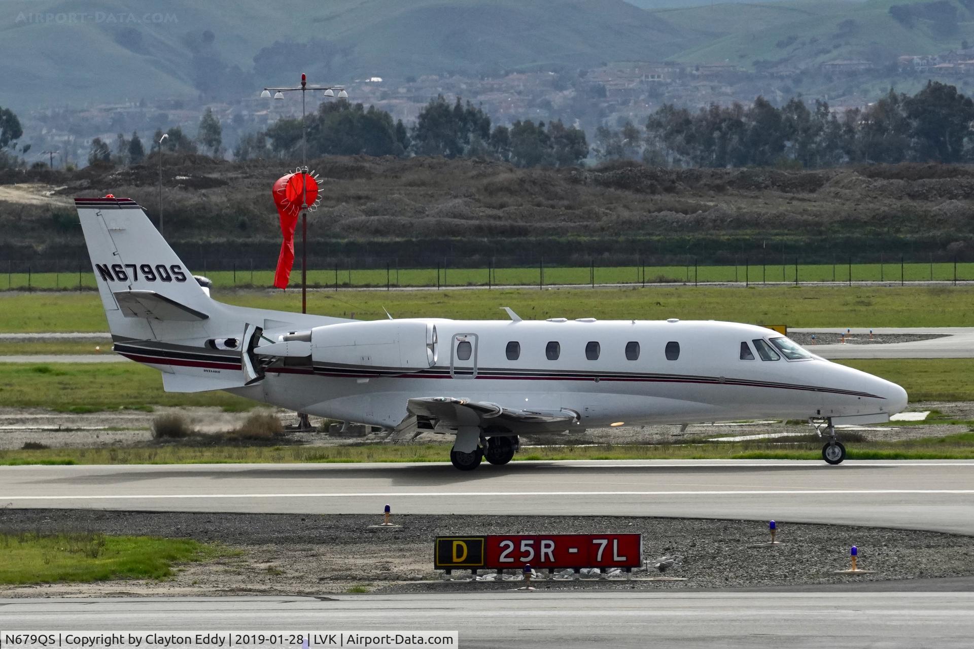 N679QS, 2002 Cessna 560XL Citation Excel C/N 560-5279, Livermore Airport California 2019.