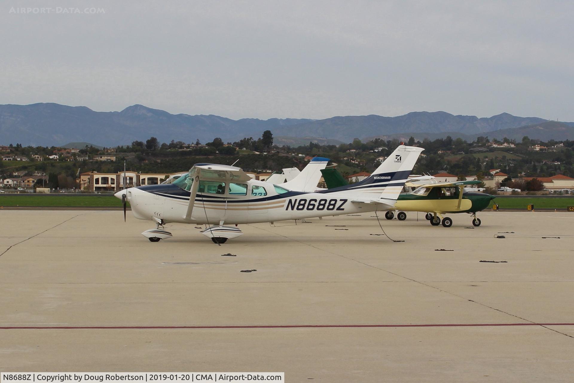 N8688Z, 1968 Cessna P206C Super Skylane C/N P206-0488, 1968 Cessna P206C SUPER SKYLANE, Continental IO-520-A 285 Hp, on Transient Ramp