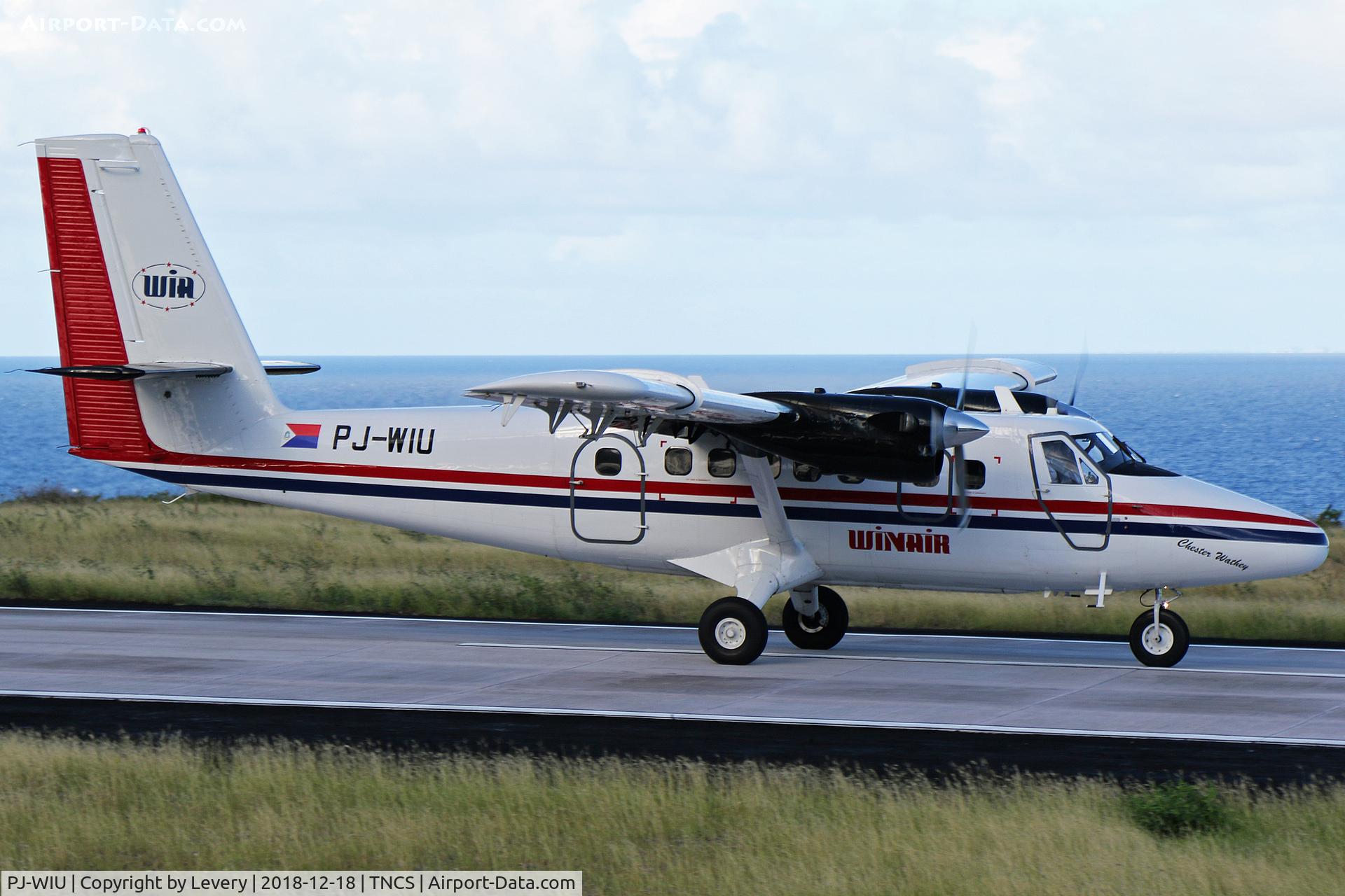 PJ-WIU, 1986 De Havilland Canada DHC-6-300 Twin Otter C/N 831, Roll out...…..very nice landing.