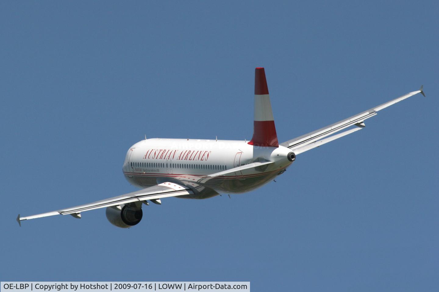 OE-LBP, 1998 Airbus A320-214 C/N 797, Turning left after departure from runway 29.