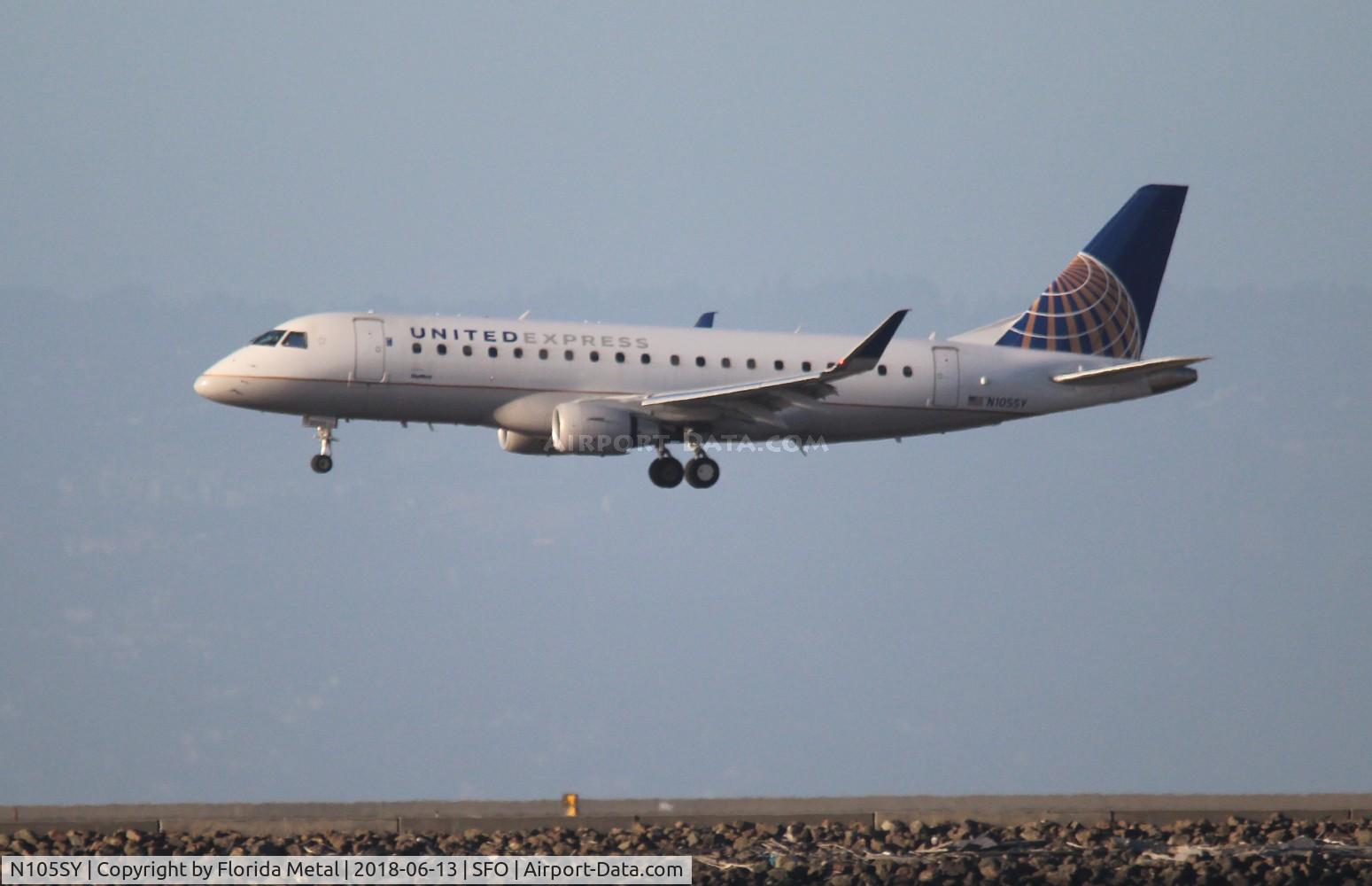 N105SY, 2014 Embraer 175LR (ERJ-170-200LR) C/N 17000395, United Express
