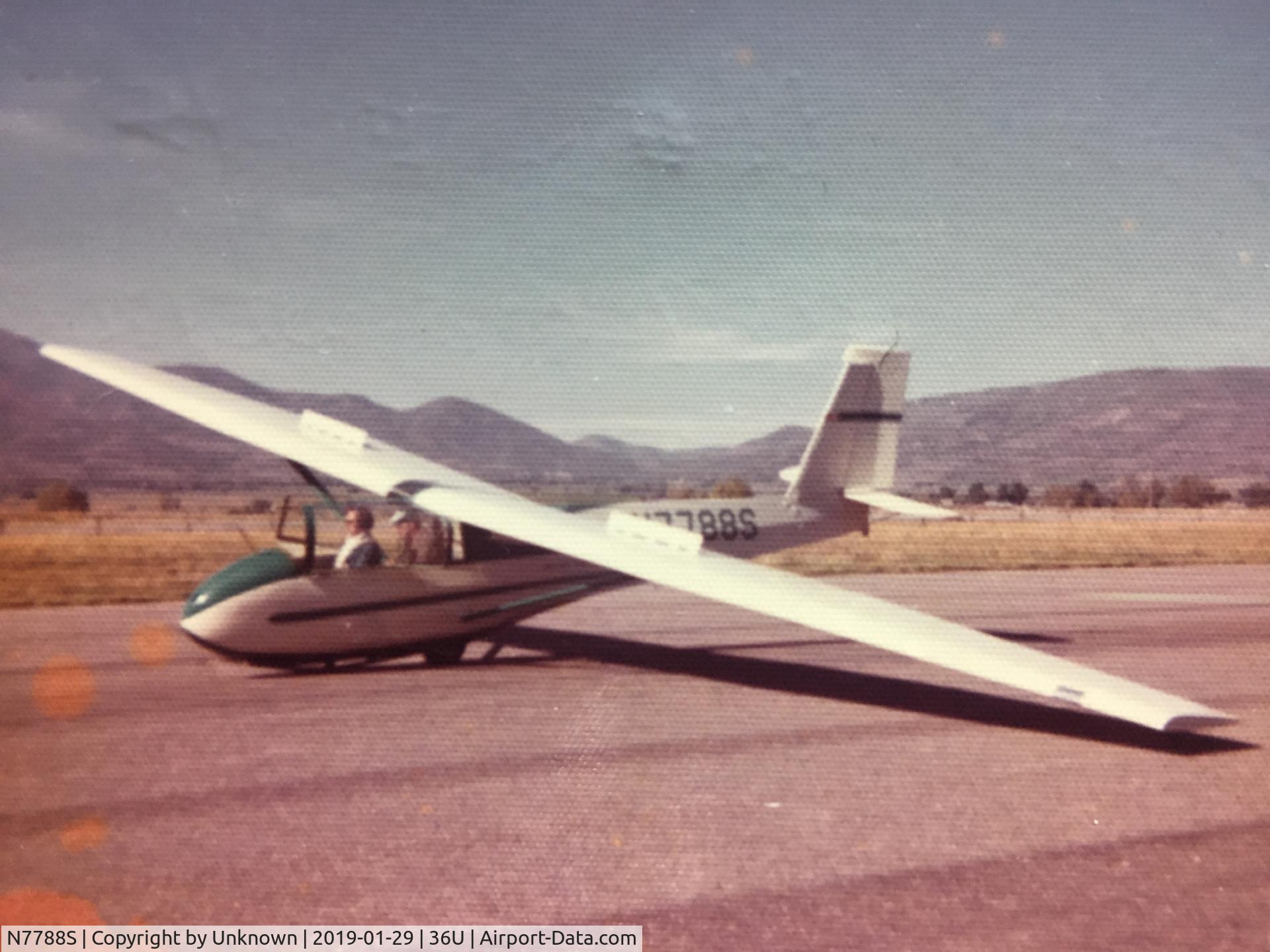 N7788S, 1969 Schweizer SGS 2-33A C/N 158, This is a picture of my farther in law Keith Hill training with Lee Steorts (sp), some time in the mid to late 70's at the Heber UT airport