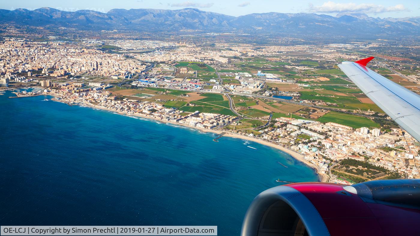 OE-LCJ, 2012 Airbus A321-211 C/N 5126, OE-LCJ inflight PMI-VIE