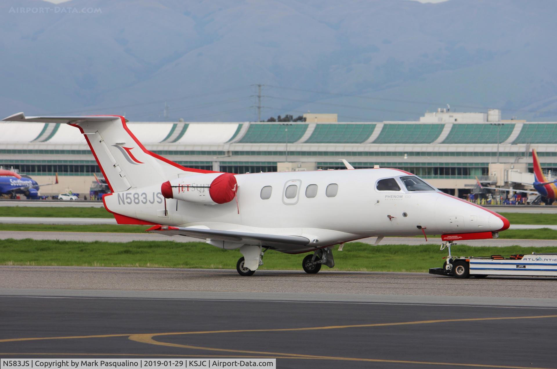 N583JS, 2010 Embraer EMB-500 Phenom 100 C/N 50000131, EMB-500 Phenom 100