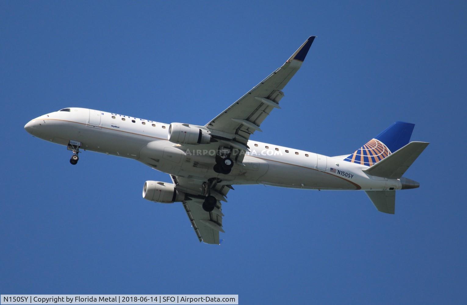 N150SY, 2015 Embraer 175LR (ERJ-170-200LR) C/N 15000499, United Express