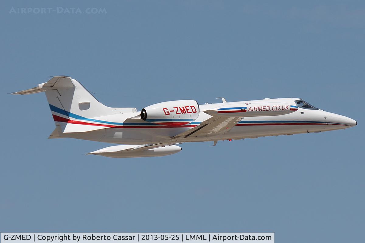 G-ZMED, 1990 Learjet 35A C/N 35A-656, Runway 13