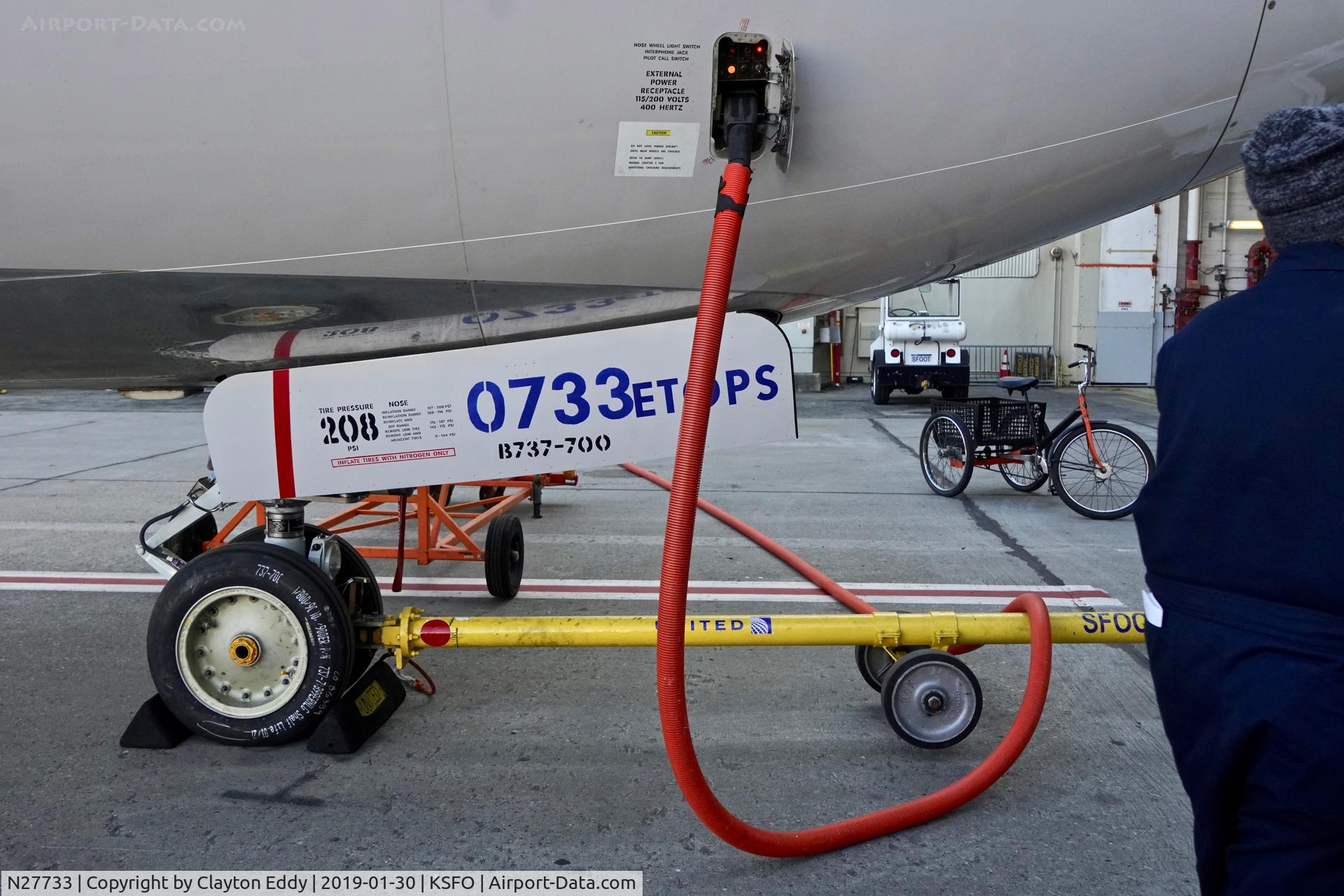 N27733, 1999 Boeing 737-724 C/N 28800, SFO 2019.