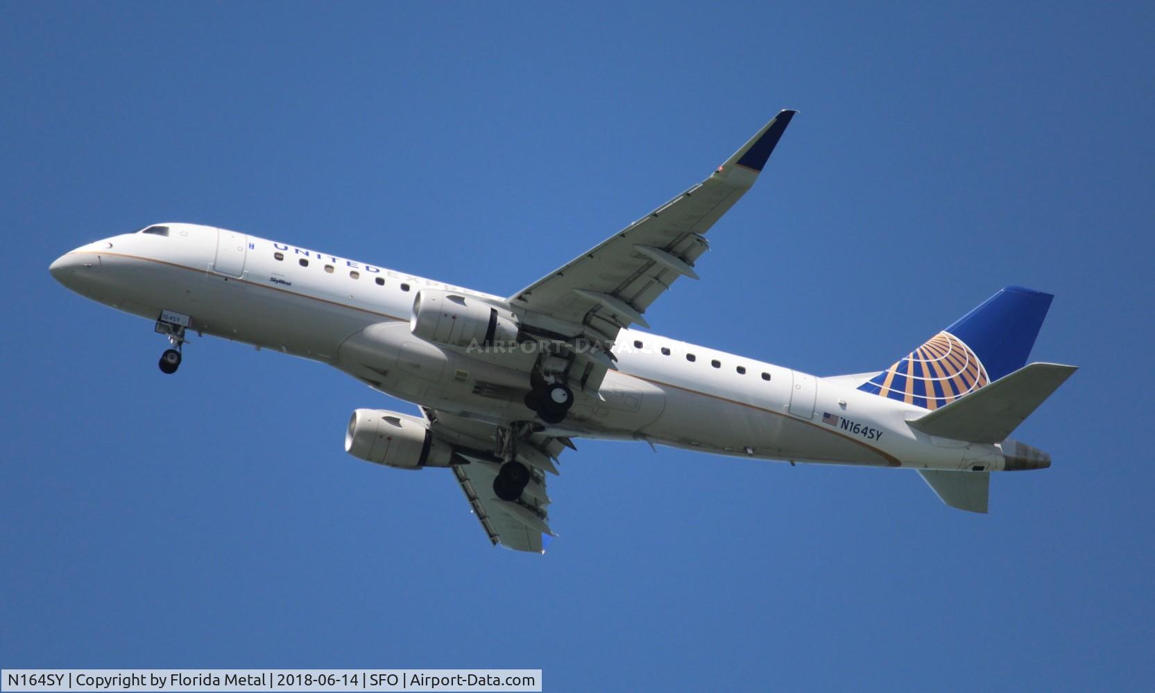 N164SY, 2016 Embraer 175LR (ERJ-170-200LR) C/N 17000603, United Express