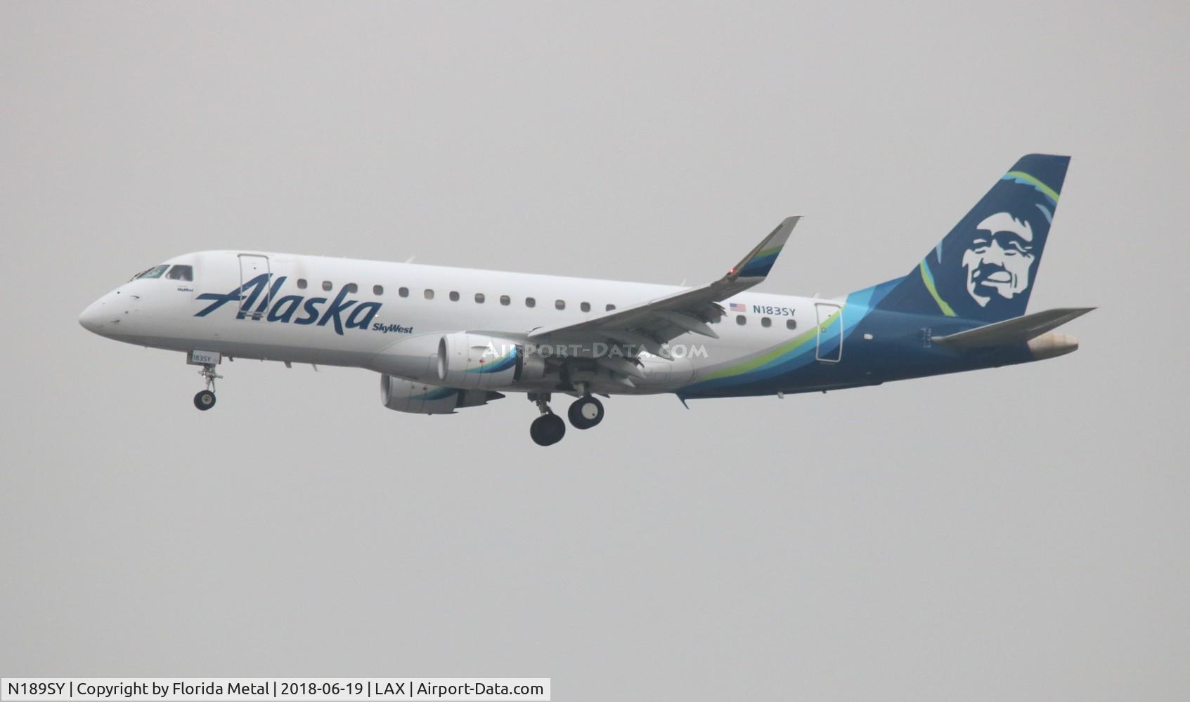 N189SY, 2017 Embraer 175LR (ERJ-170-200LR) C/N 17000631, Alaska