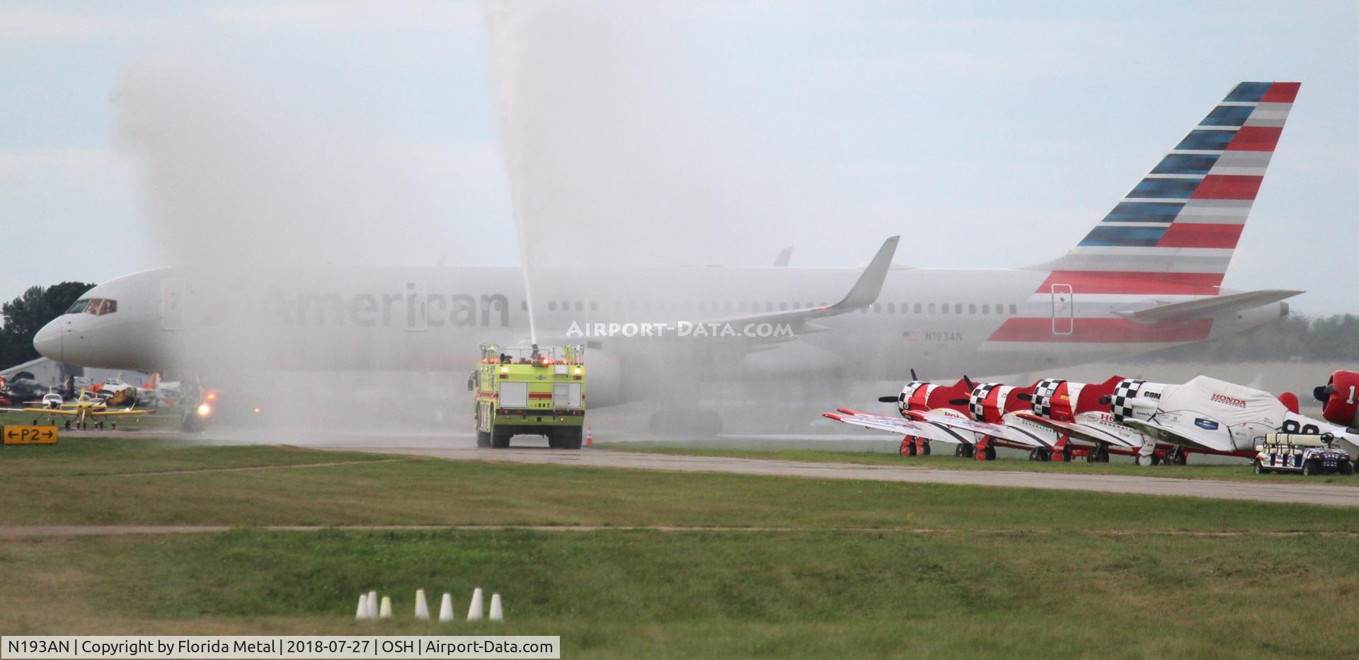 N193AN, 2001 Boeing 757-223 C/N 32387, American