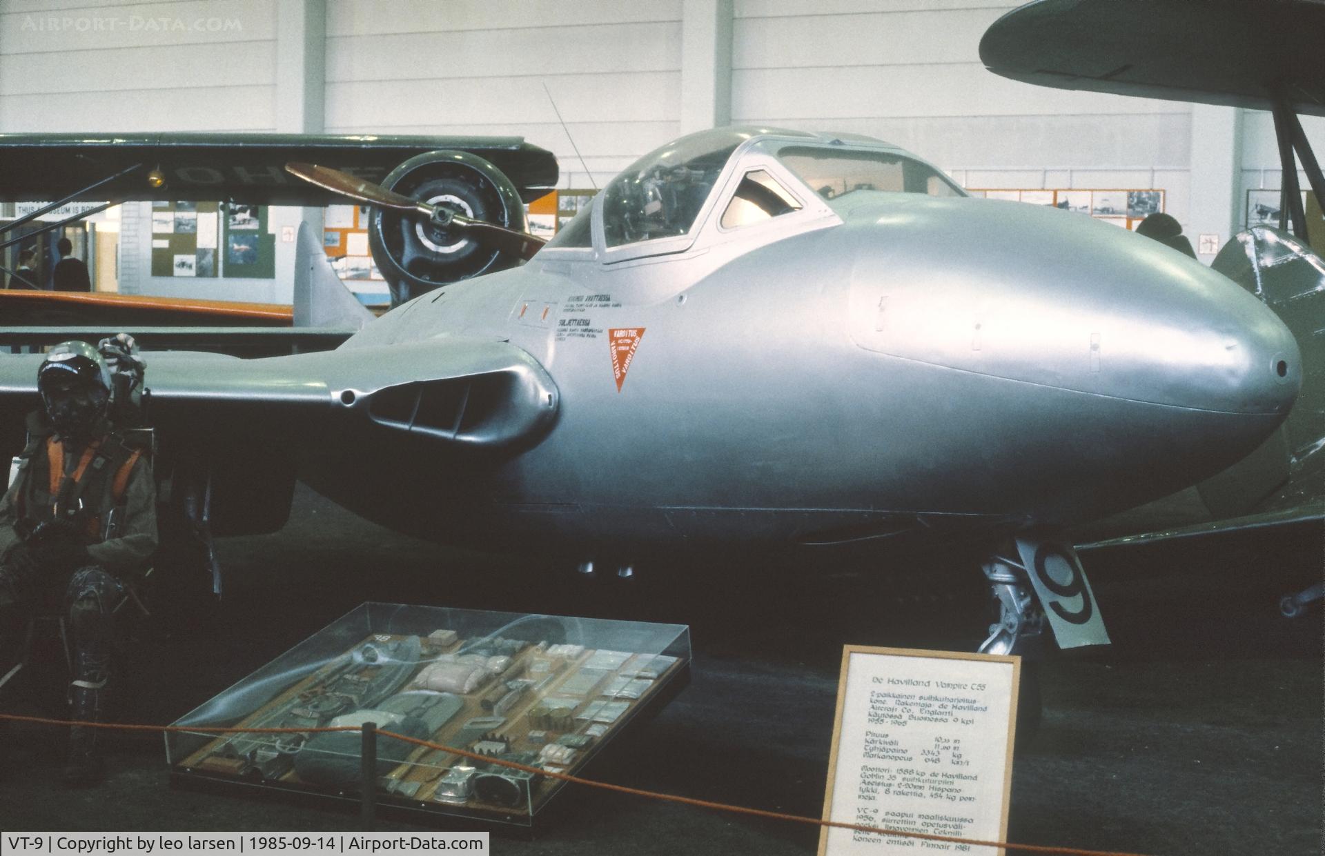 VT-9, 1956 De Havilland Vampire T.55 C/N 15720/VT0699, Finnish Aviation Museum 14.9.1985.a/c active from 1956-1963