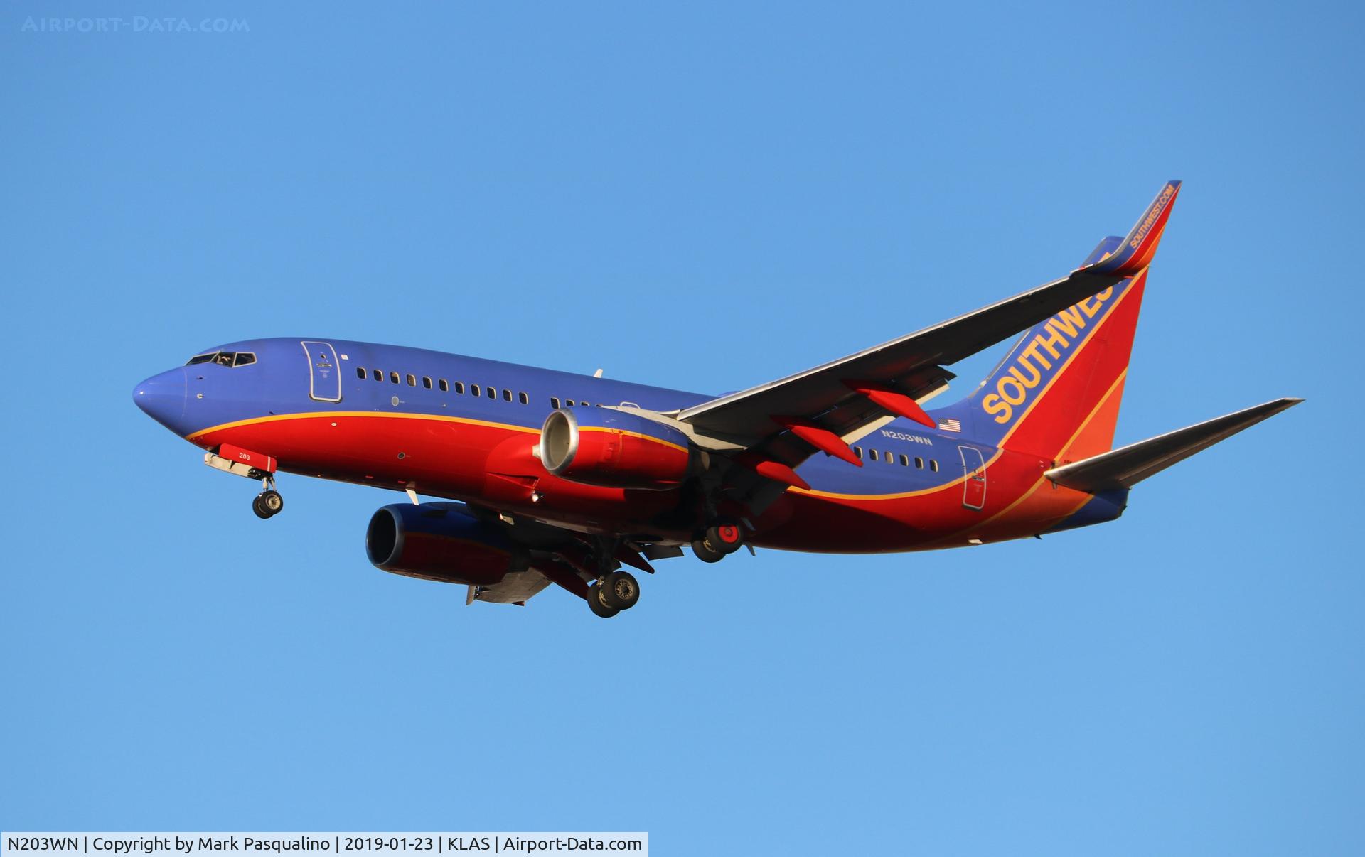 N203WN, 2005 Boeing 737-7H4 C/N 32483, Boeing 737-7H4