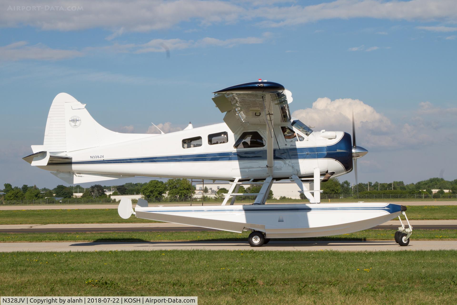 N328JV, 1976 De Havilland Canada DHC-2 C/N 260, Taxying after arrival at AirVenture 2018
