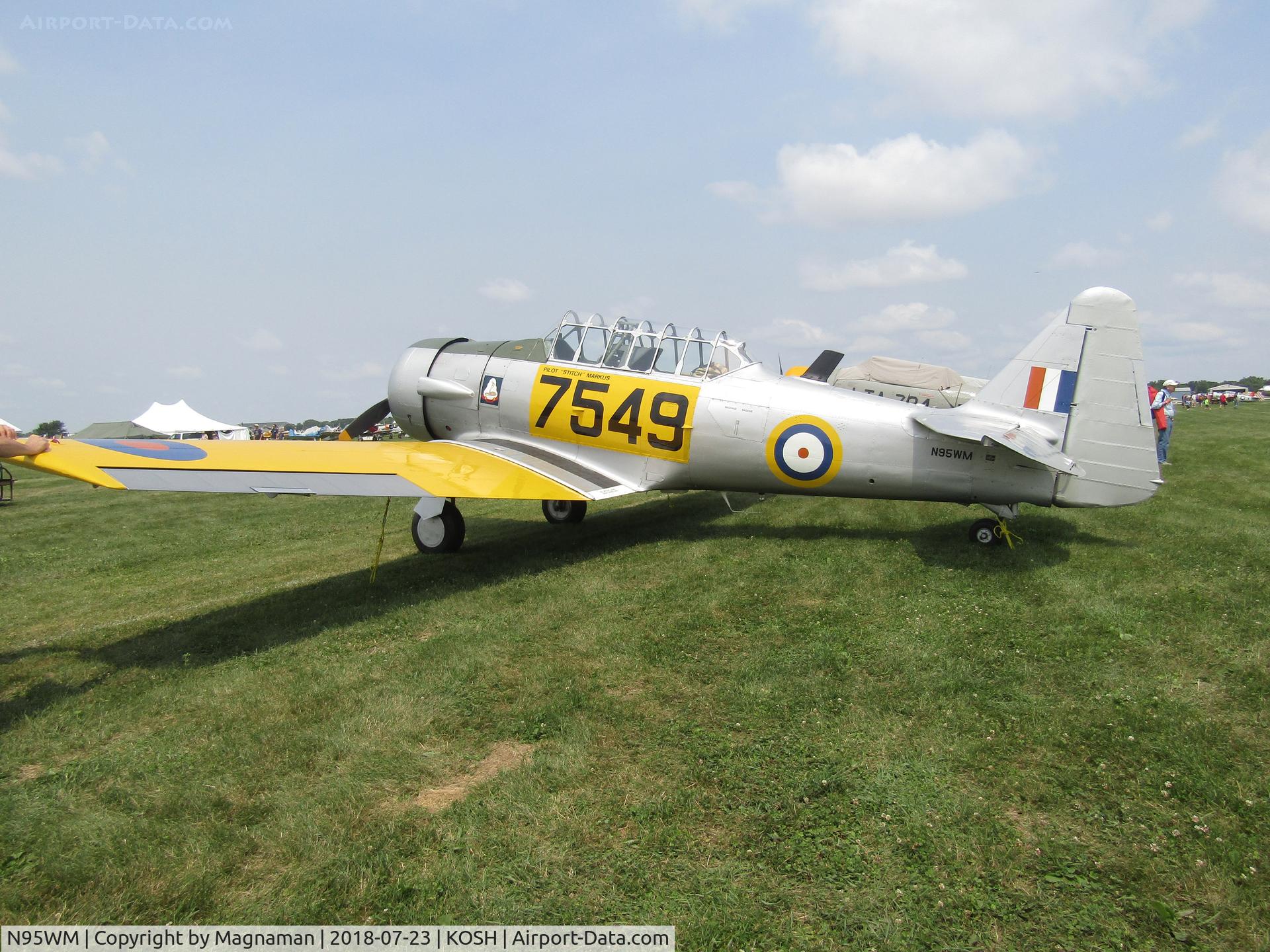 N95WM, 1943 North American AT-6D Texan C/N 8815597, at EAA 18