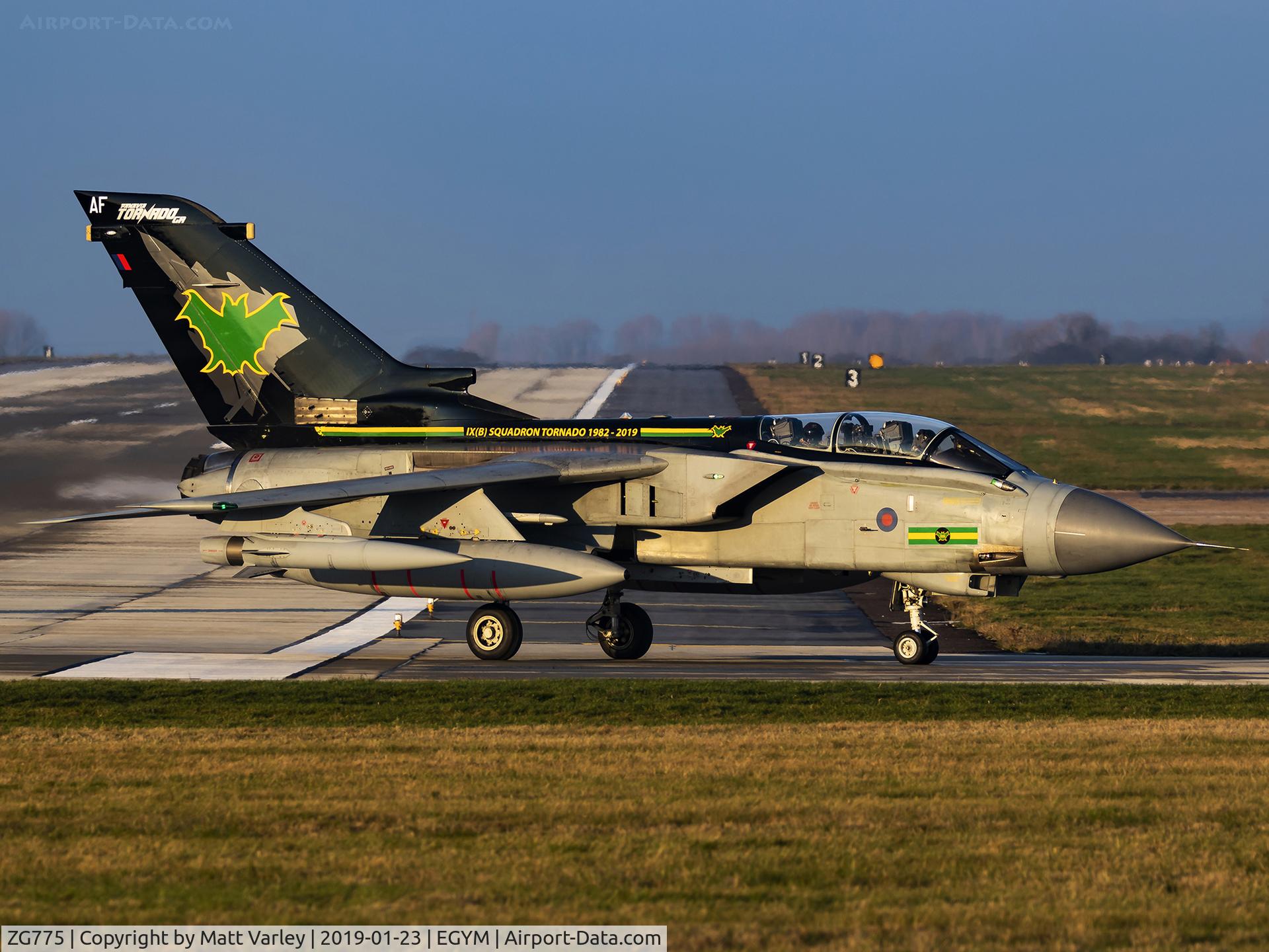 ZG775, 1992 Panavia Tornado GR.4 C/N 907/BS187/3448, Bat Tail....