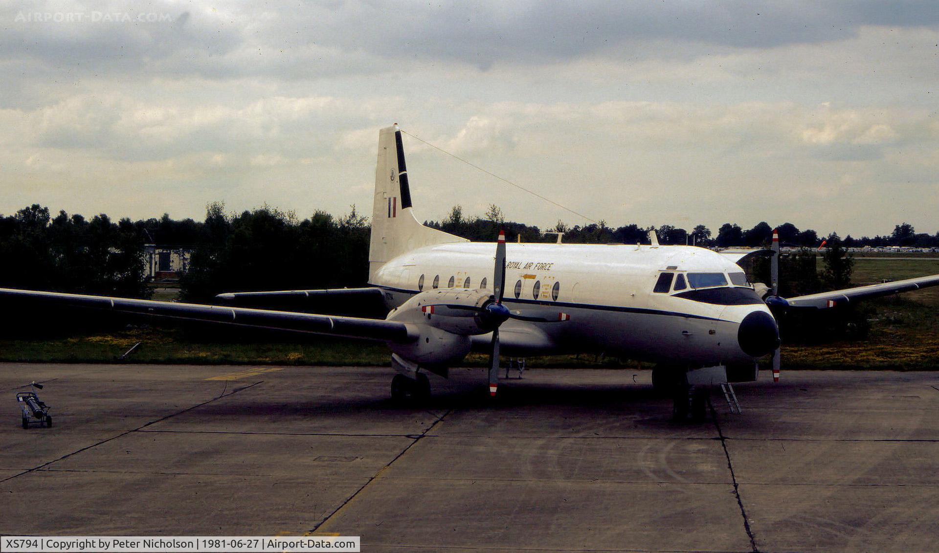 XS794, Hawker Siddeley HS-748 Andover CC2 C/N 1566, Andover CC.2 of 32 Squadron at RAF Northolt on display at the 1981  International Air Tattoo at RAF Greenham Common.