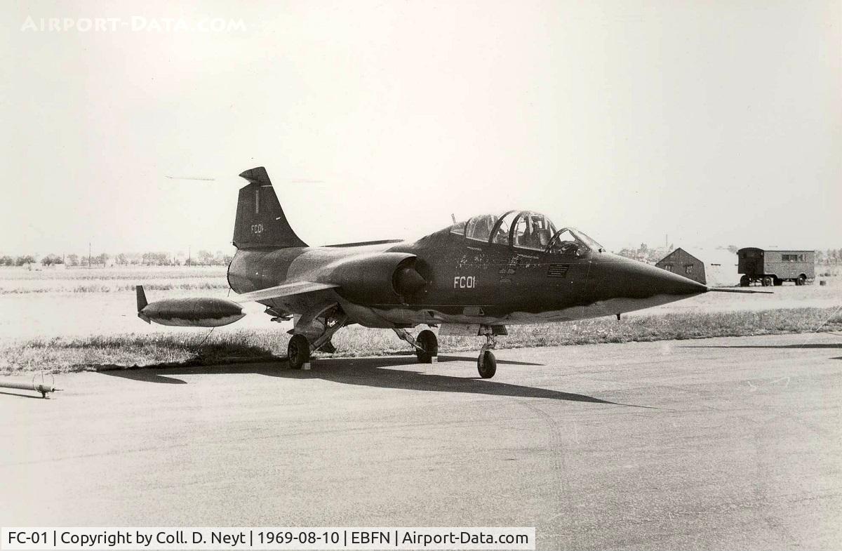 FC-01, 1964 Lockheed TF-104G Starfighter C/N 583D-5786, Koksijde airshow in 1969.