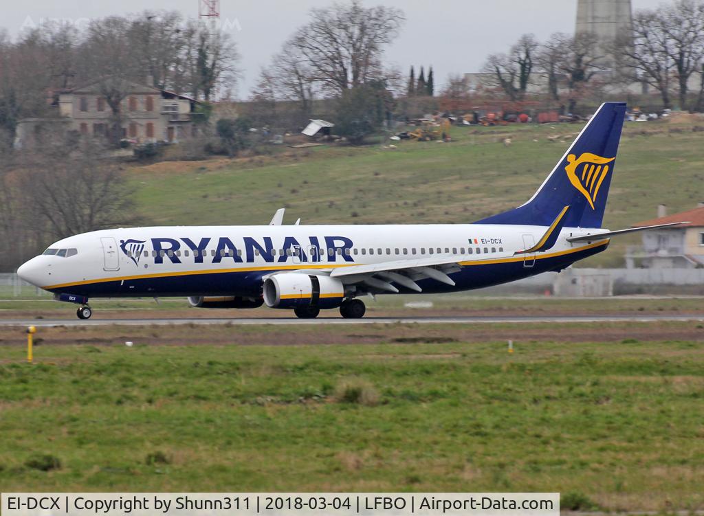 EI-DCX, 2004 Boeing 737-8AS C/N 33569, Landing rwy 14R