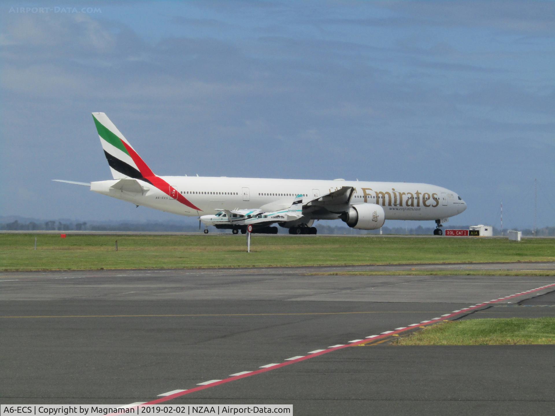 A6-ECS, 2009 Boeing 777-31H/ER C/N 38980, You can do it says the caravan to the 777