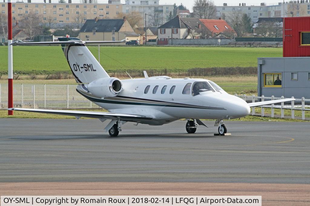 OY-SML, 1998 Cessna 525 CitationJet C/N 525-0258, Parked