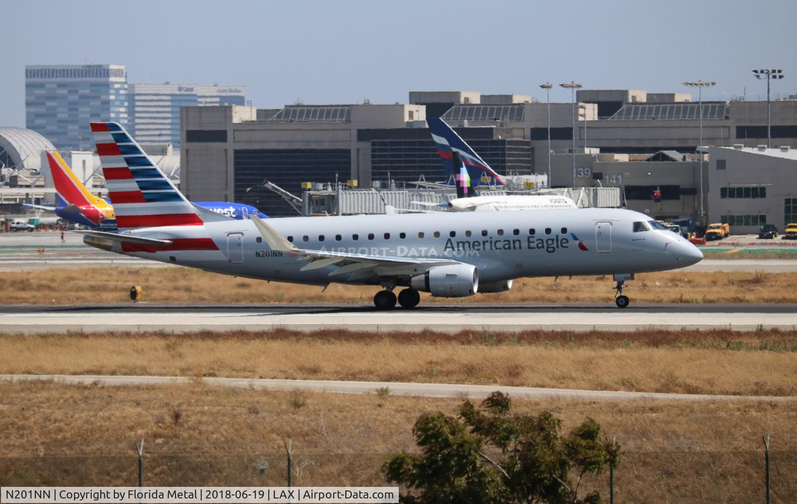 N201NN, 2015 Embraer 175LR (ERJ-170-200LR) C/N 17000461, American Eagle