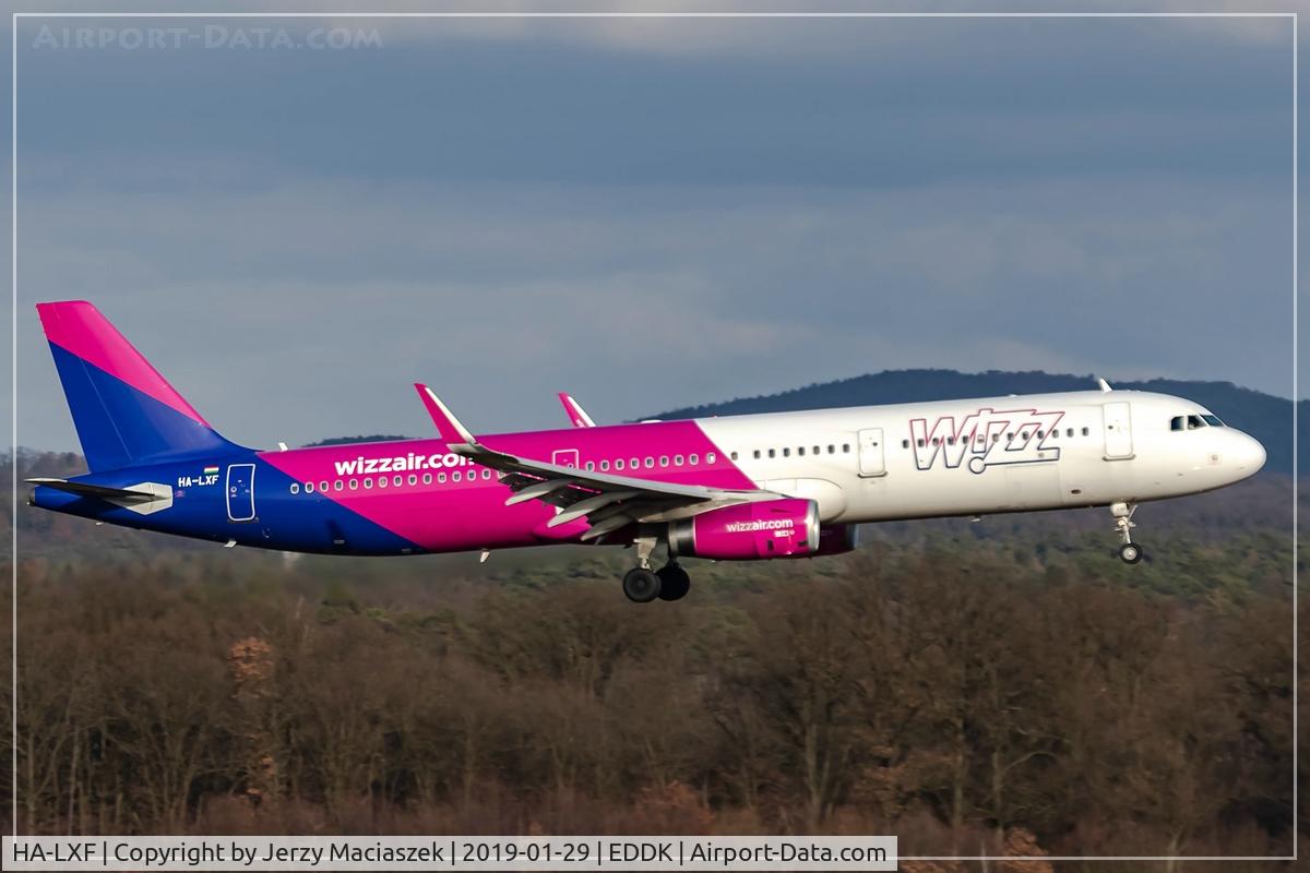 HA-LXF, 2016 Airbus A321-231 C/N 7155, Airbus A321-231