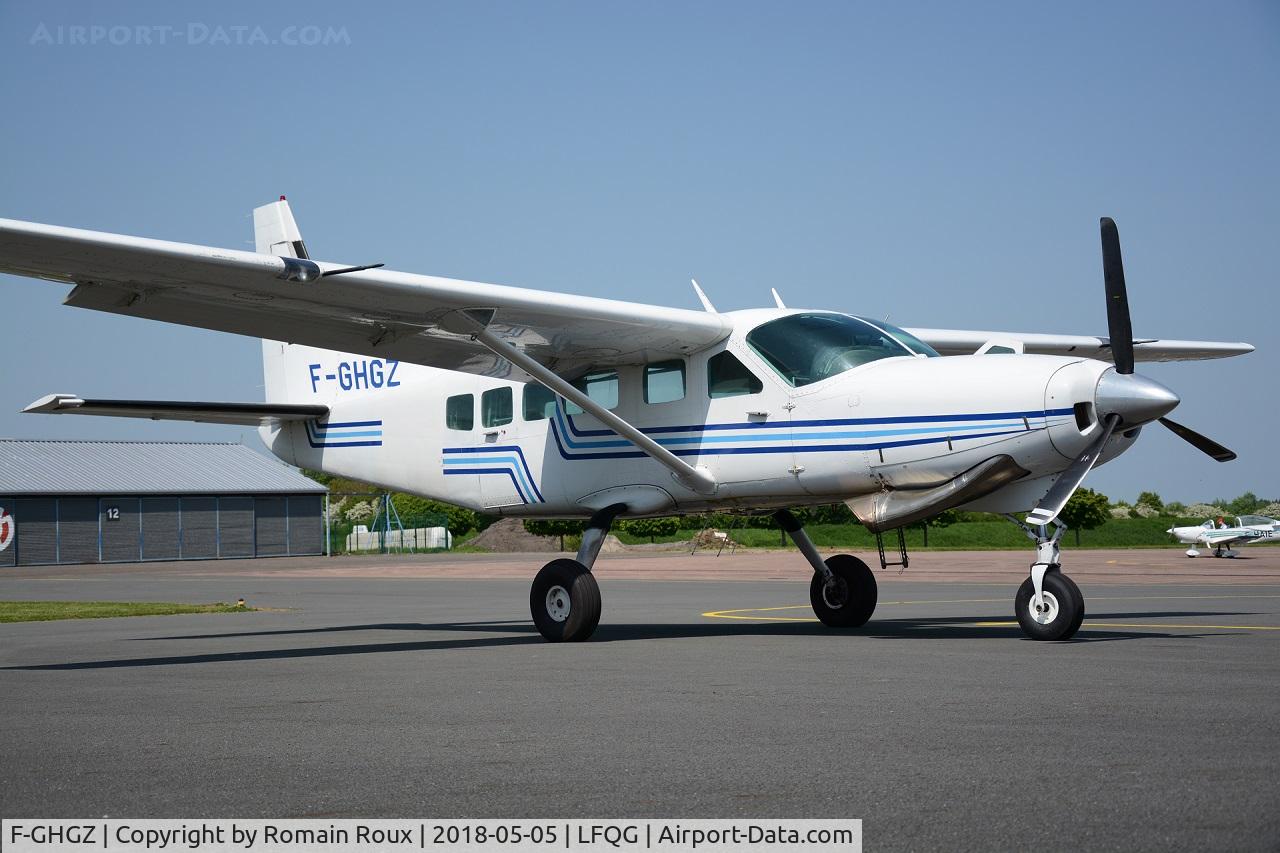 F-GHGZ, 1990 Cessna 208 Caravan I C/N 208-00188, Parked