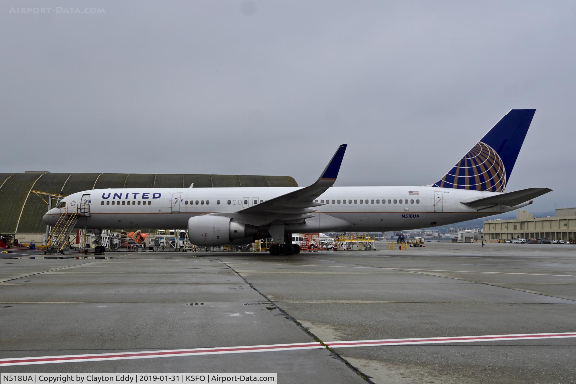 N518UA, 1990 Boeing 757-222 C/N 24871, SFO 2019.