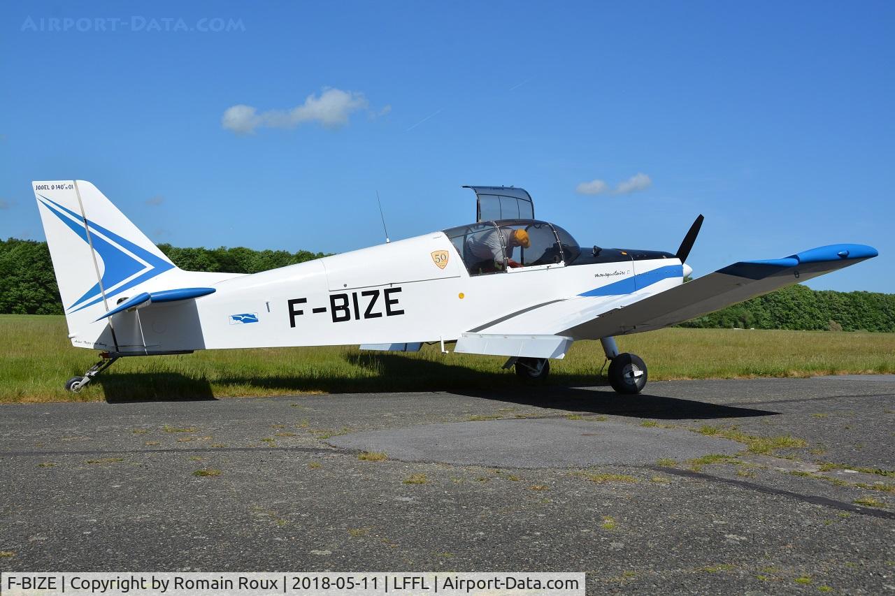 F-BIZE, SAN Jodel D-140C Mousquetaire III C/N 01, Parked