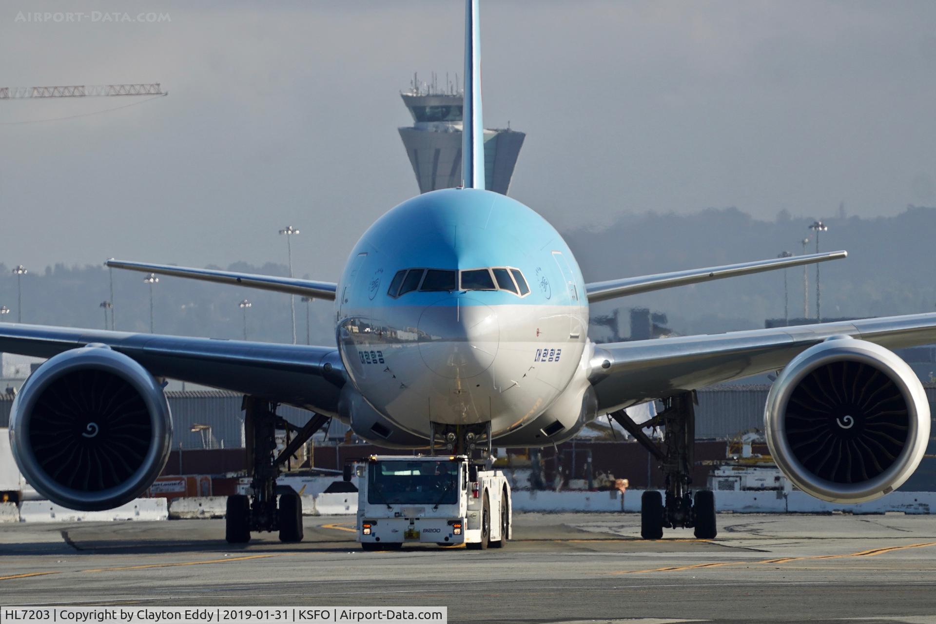 HL7203, 2018 Boeing 777-3B5/ER C/N 60378, SFO 2019.