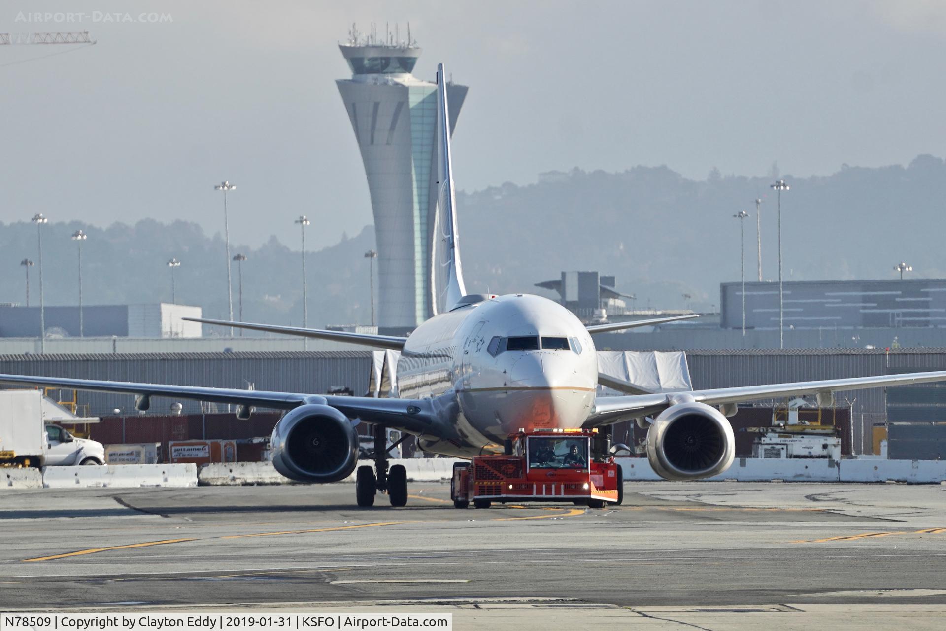 N78509, 2008 Boeing 737-824 C/N 31638, SFO 2019.