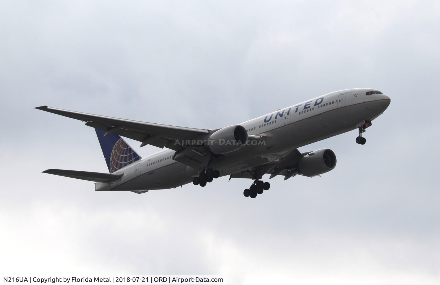 N216UA, 2000 Boeing 777-222 C/N 30549, United