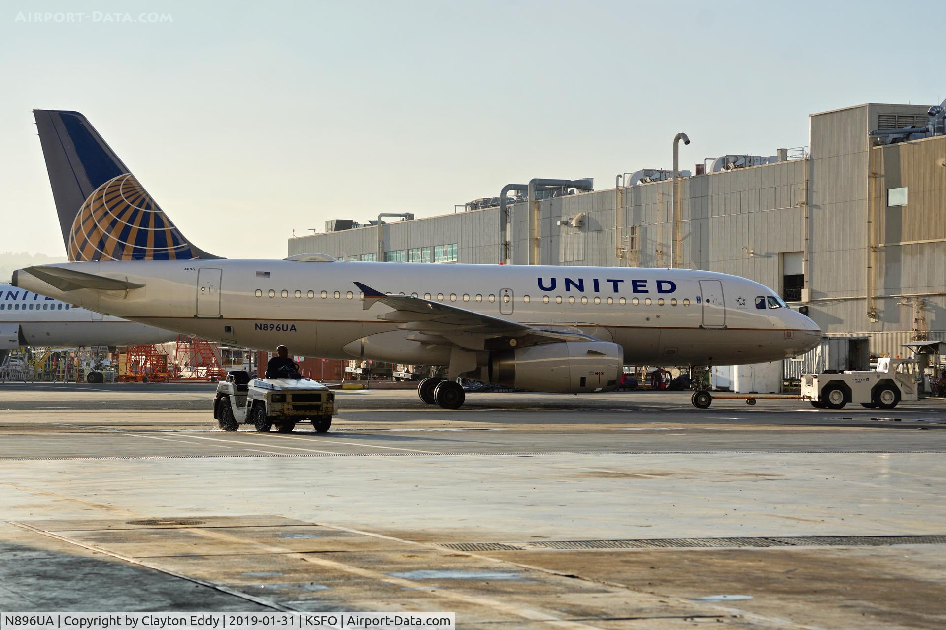 N896UA, 2007 Airbus A319-132 C/N 3144, SFO 2019.