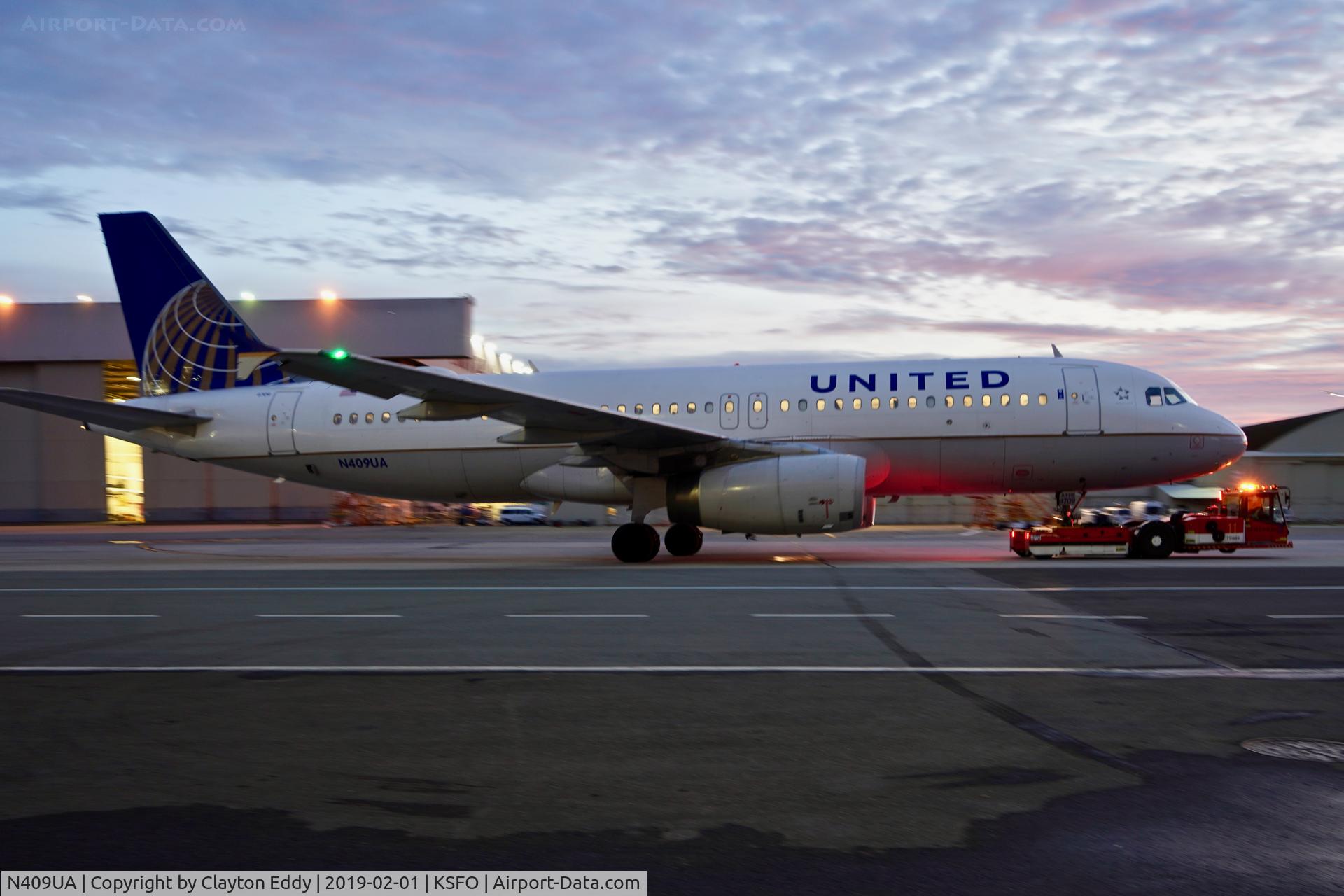 N409UA, 1994 Airbus A320-232 C/N 462, SFO 2019.