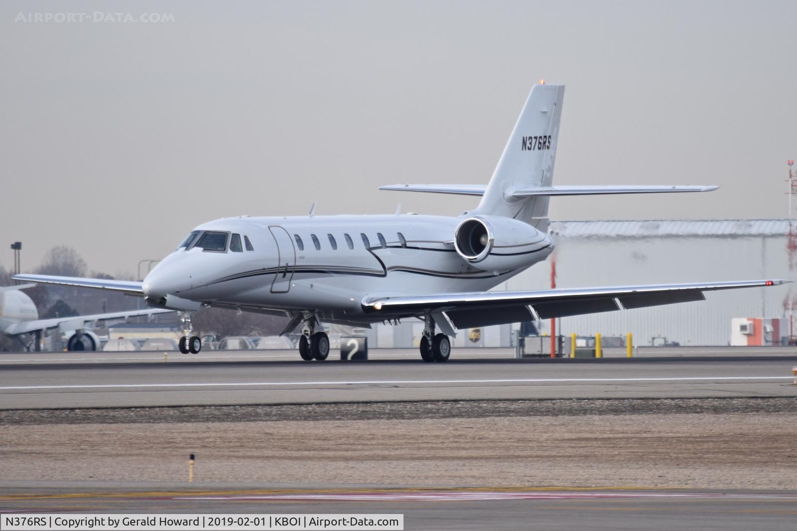 N376RS, 2004 Cessna 680 Citation Sovereign C/N 680-0009, Landing RWY 10L.