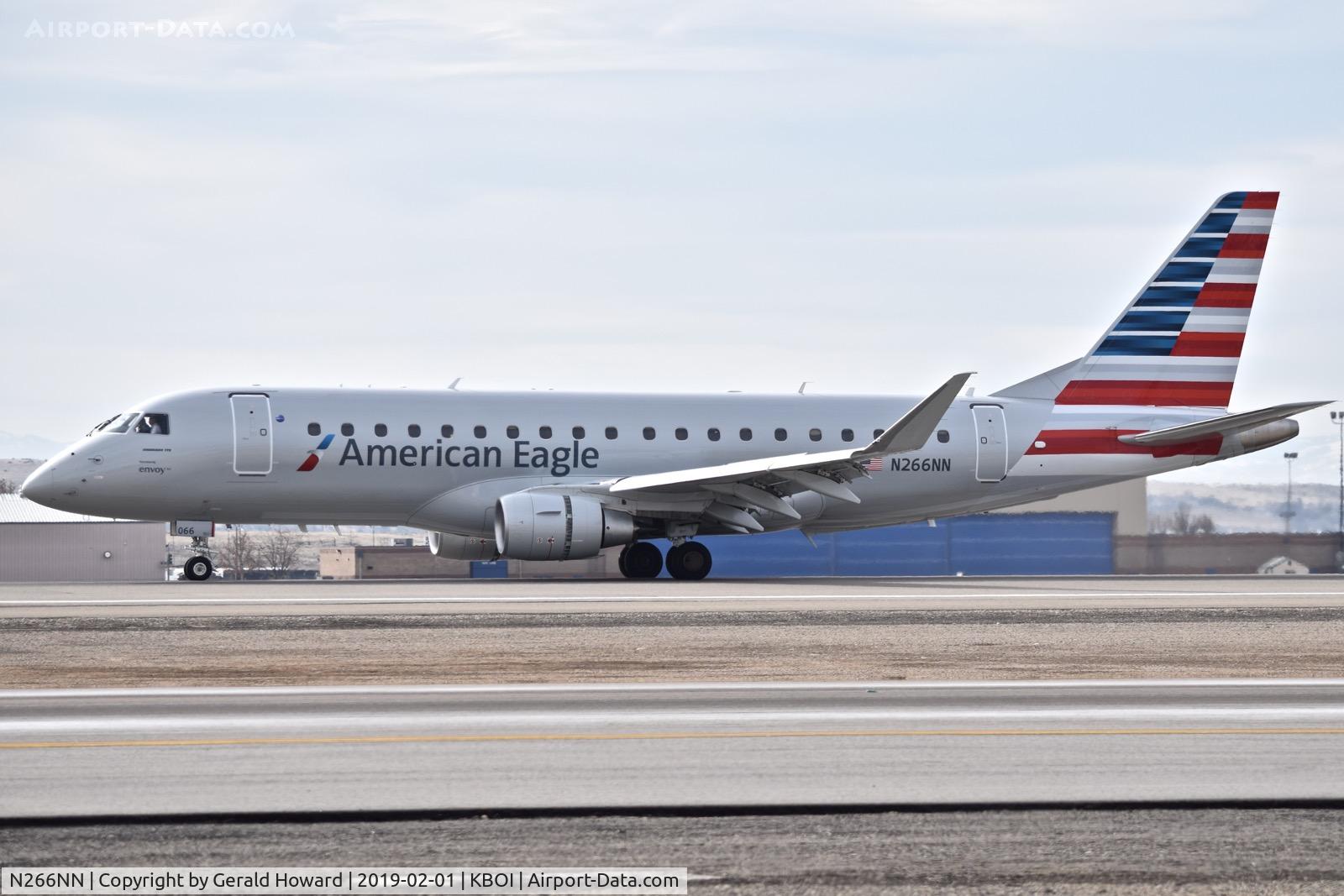 N266NN, 2018 Embraer 175LR (ERJ-170-200LR) C/N 17000770, Landing RWY 10L.