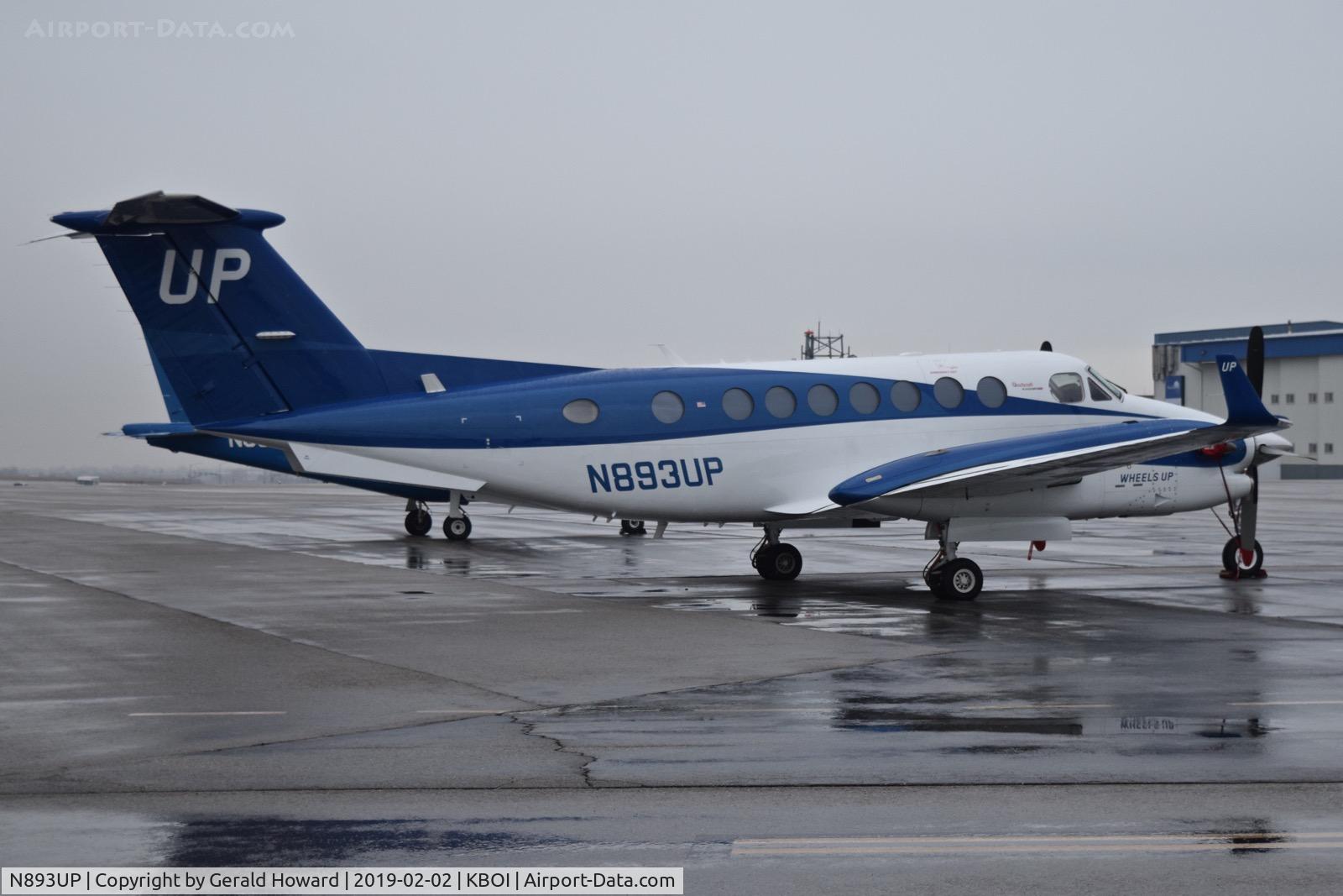 N893UP, 2018 Beechcraft B300 King Air 350i C/N FL-1138, Parked on the north GA ramp.