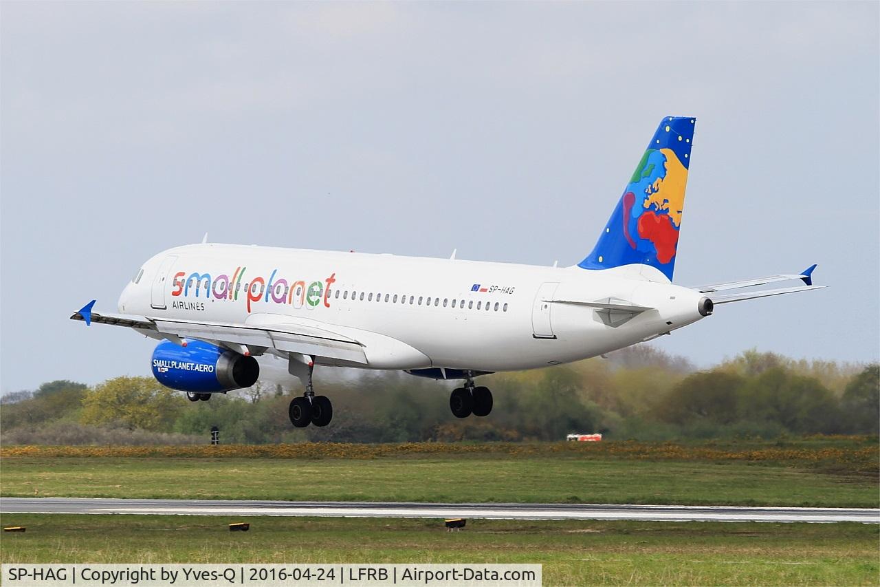 SP-HAG, 2002 Airbus A320-232 C/N 1723, Airbus A320-232, Landing rwy 25L, Brest-Bretagne airport (LFRB-BES)