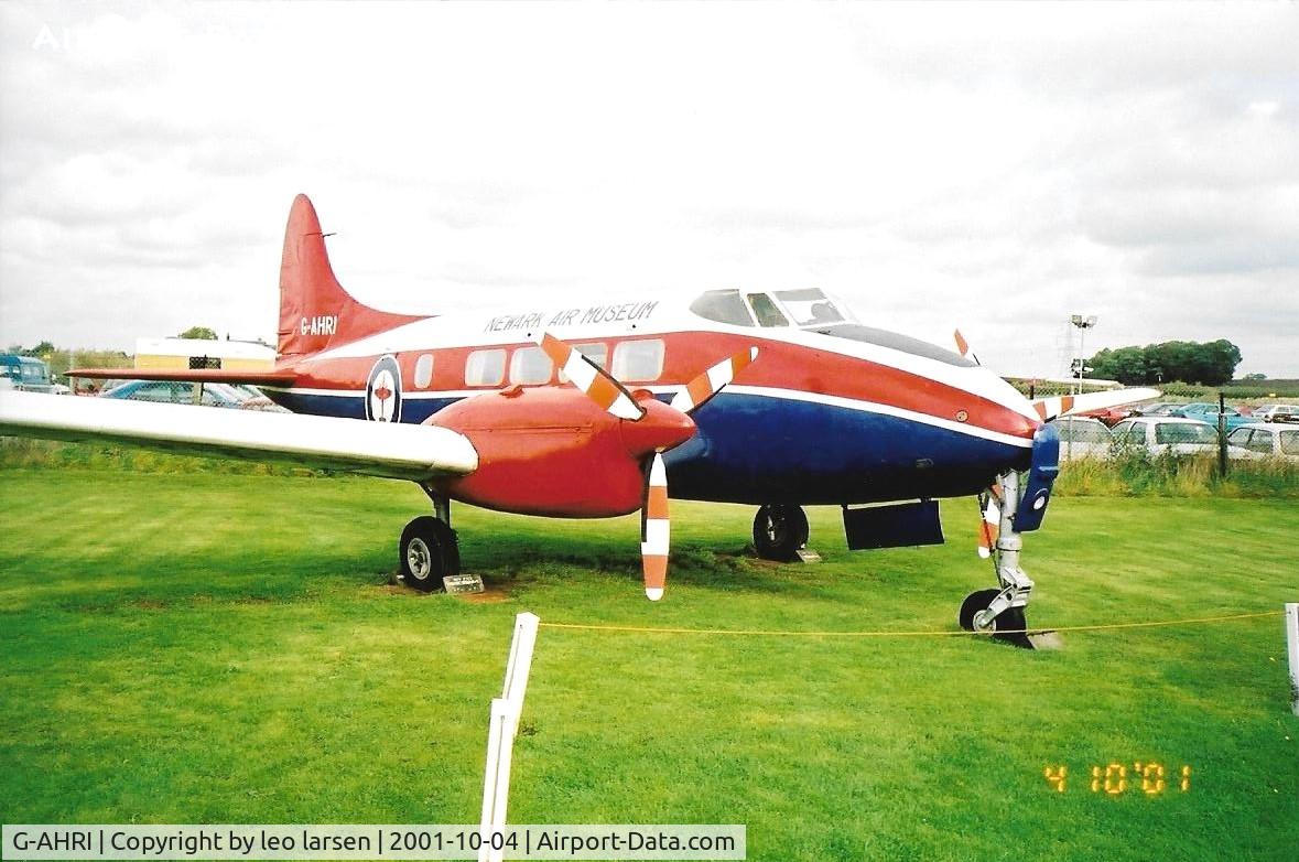 G-AHRI, 1946 De Havilland DH-104 Dove 1B C/N 04008, Newark Museum 4.10.2001