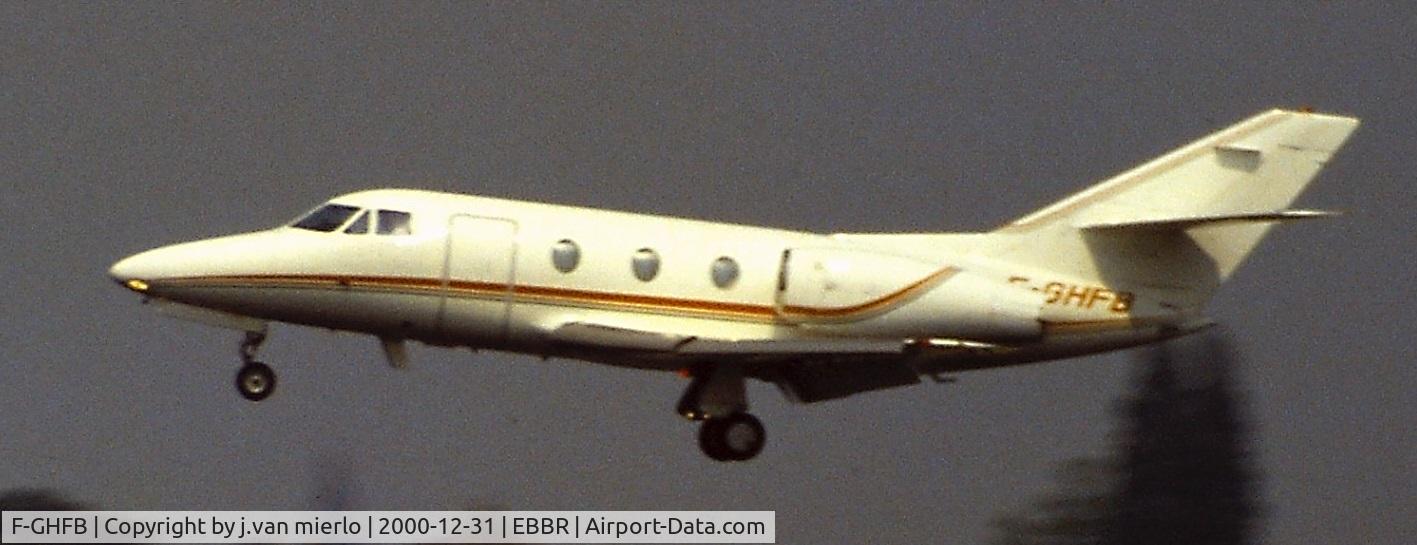 F-GHFB, 1980 Dassault Falcon 10 C/N 169, landing 25L at Brussels