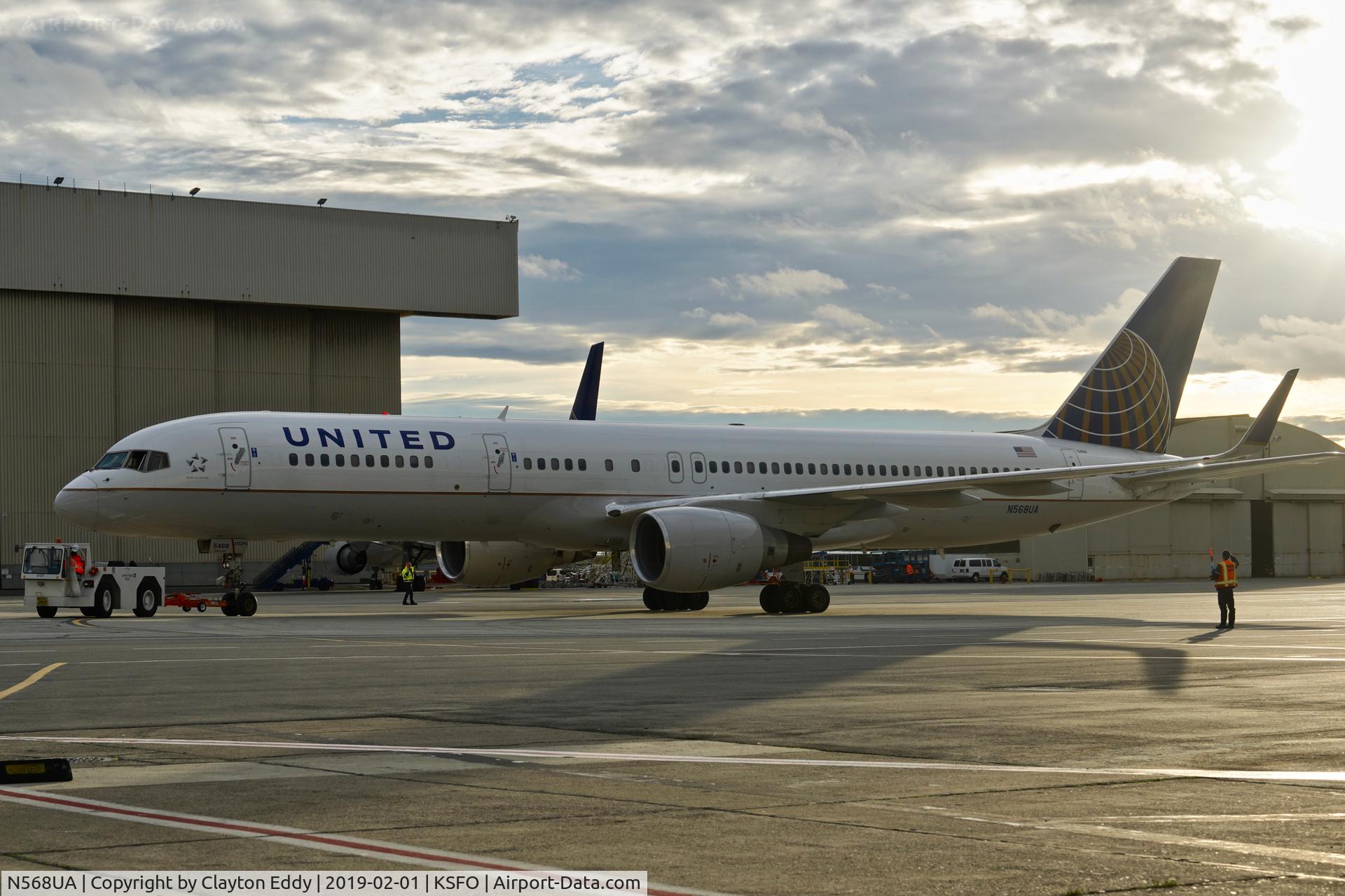 N568UA, 1992 Boeing 757-222 C/N 26674, SFO 2019.
