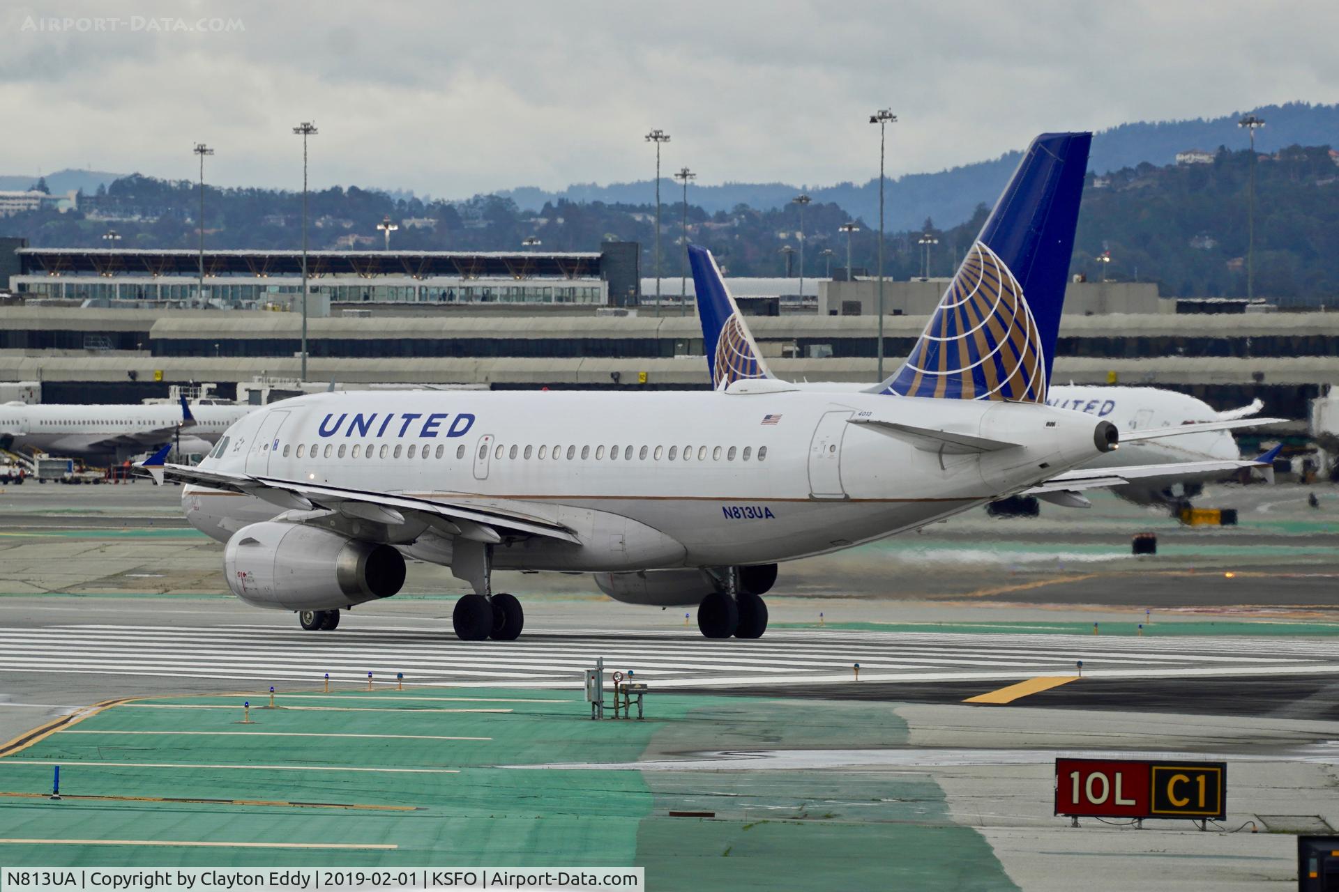 N813UA, 1998 Airbus A319-131 C/N 858, SFO 2019.