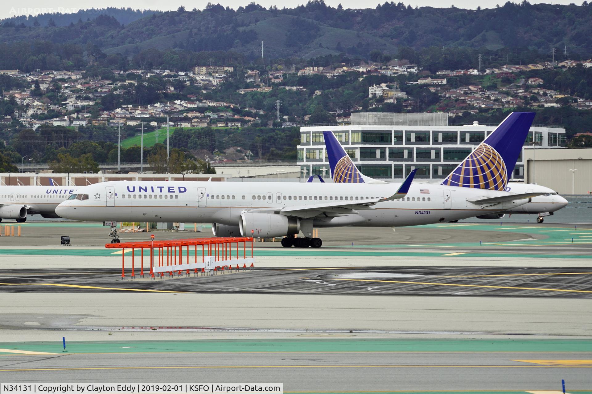 N34131, 1998 Boeing 757-224 C/N 28971, SFO 2019.