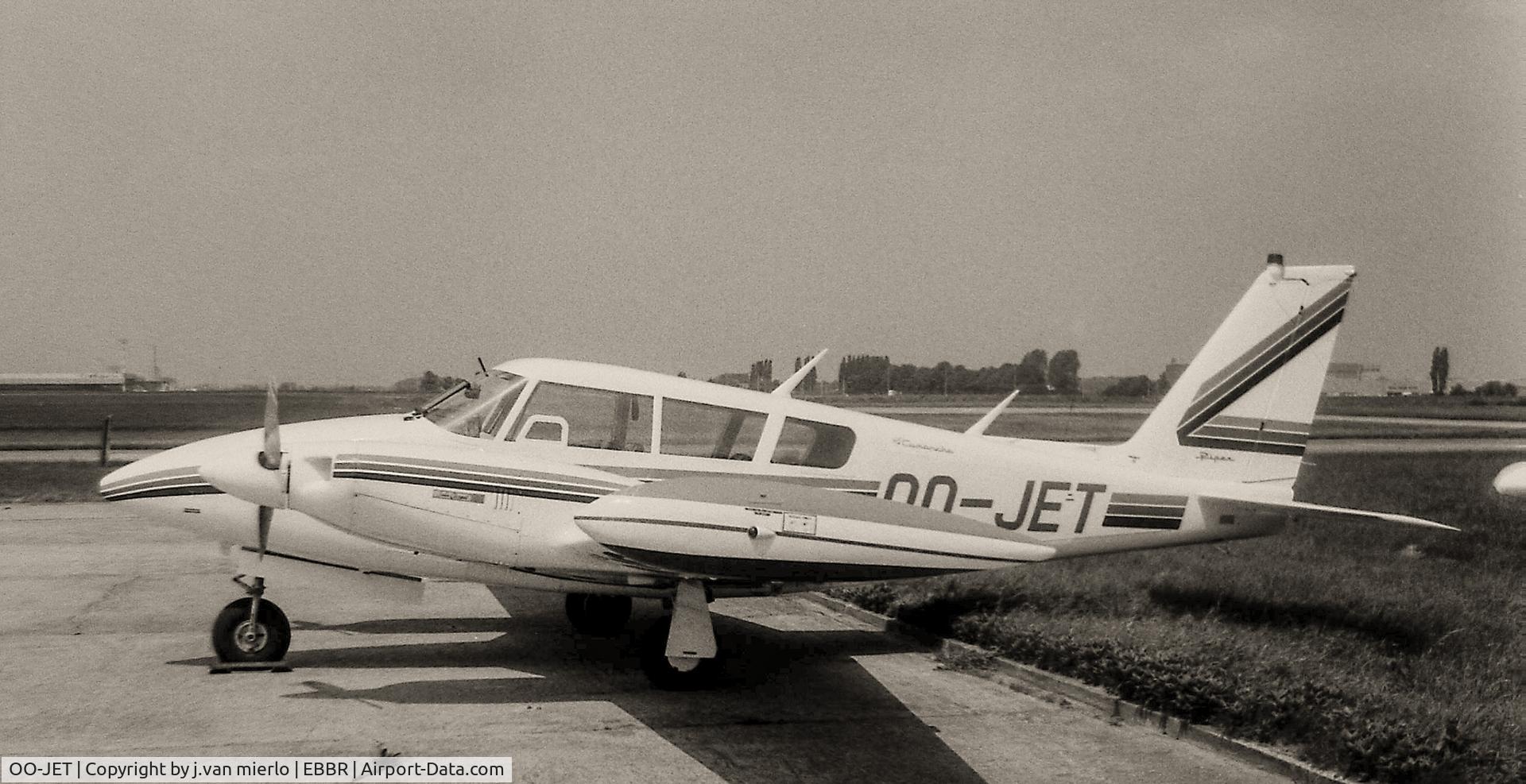 OO-JET, Piper PA-30 Twin Comanche Twin Comanche C/N 30-1603, Brussels