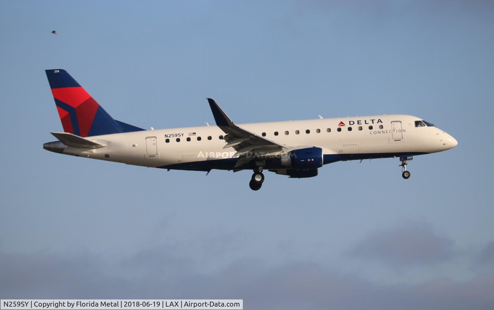 N259SY, 2017 Embraer 175LR (ERJ-170-200LR) C/N 17000656, Delta Connection