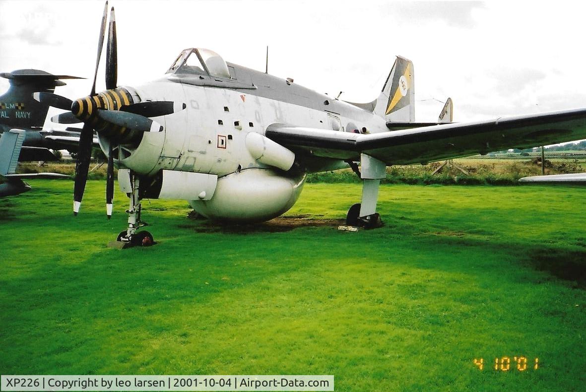 XP226, 1962 Fairey Gannet AEW.3 C/N F9468, Newark Museum 4.10.2001