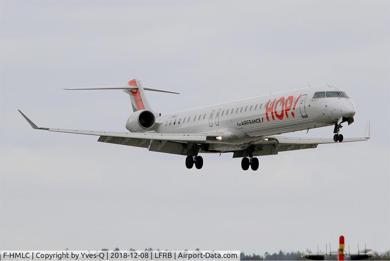 F-HMLC, 2010 Bombardier CRJ-1000EL NG (CL-600-2E25) C/N 19006, Bombardier CRJ-1000EL NG, On final rwy 25L, Brest-Bretagne airport (LFRB-BES)