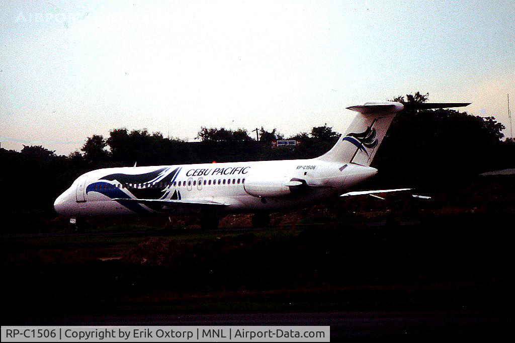 RP-C1506, 1979 McDonnell Douglas DC-9-32 C/N 47795, RP-C1506 taxing to the domestic terminal
